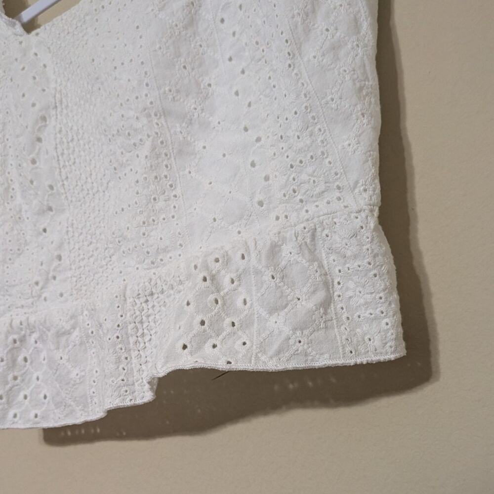 Urban Romantics Coquette Soft Girl White Eyelet Lace Crop Top - Picture 4 of 10